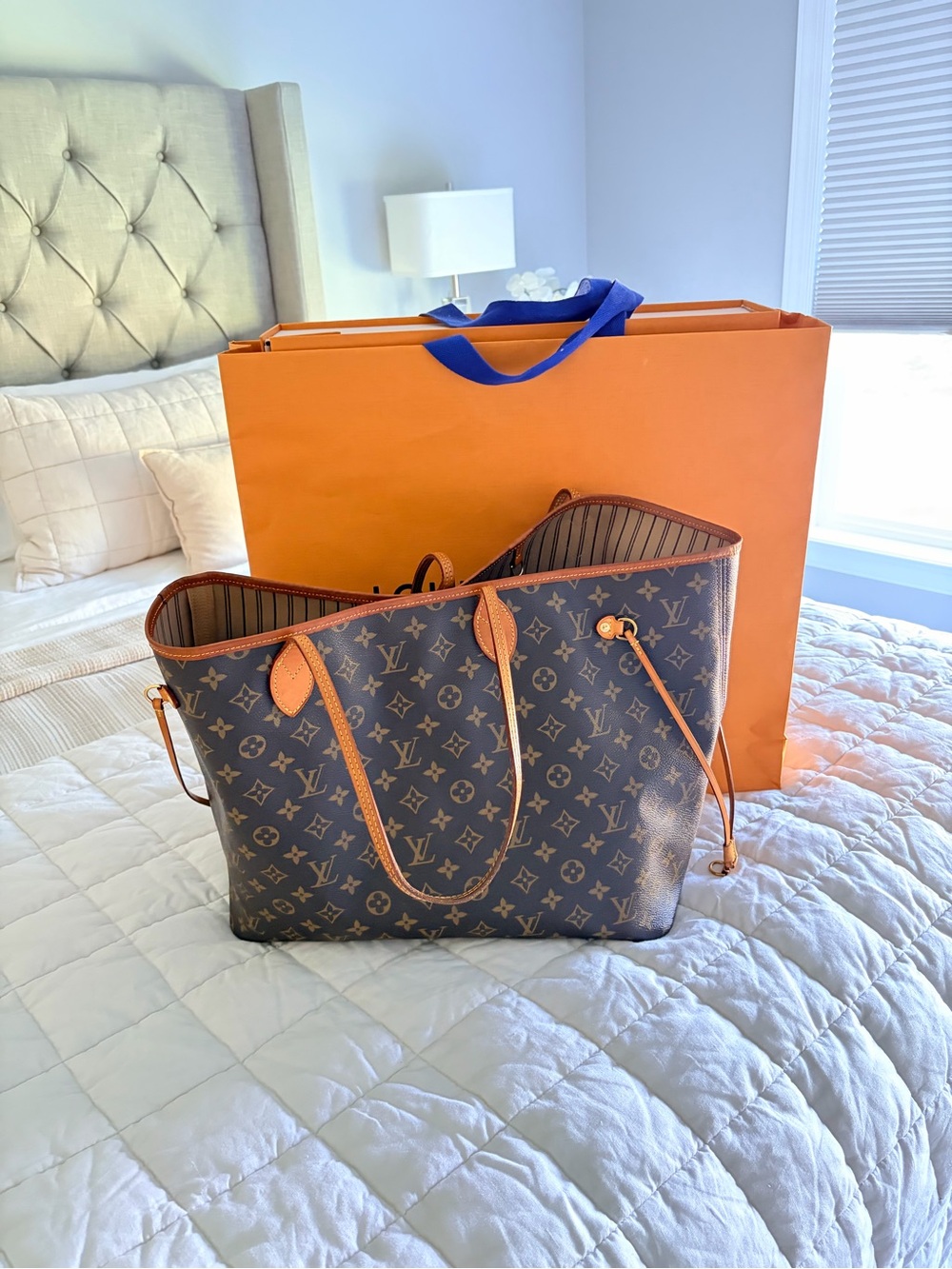 Louis Vuitton Monogram Neverfull Tote with Natural Vachetta Trim
